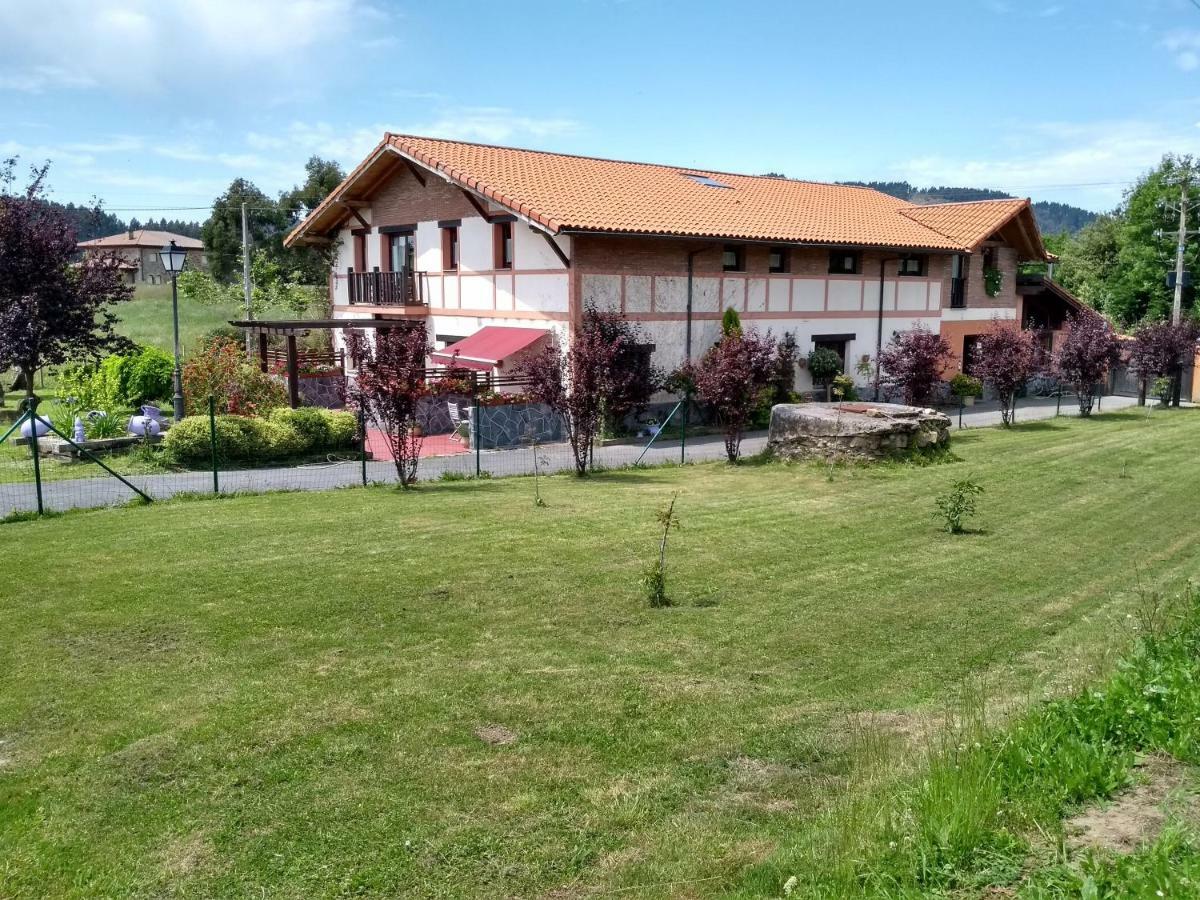 H&Ap Rural Merrutxu Ibarrangelu Luaran gambar